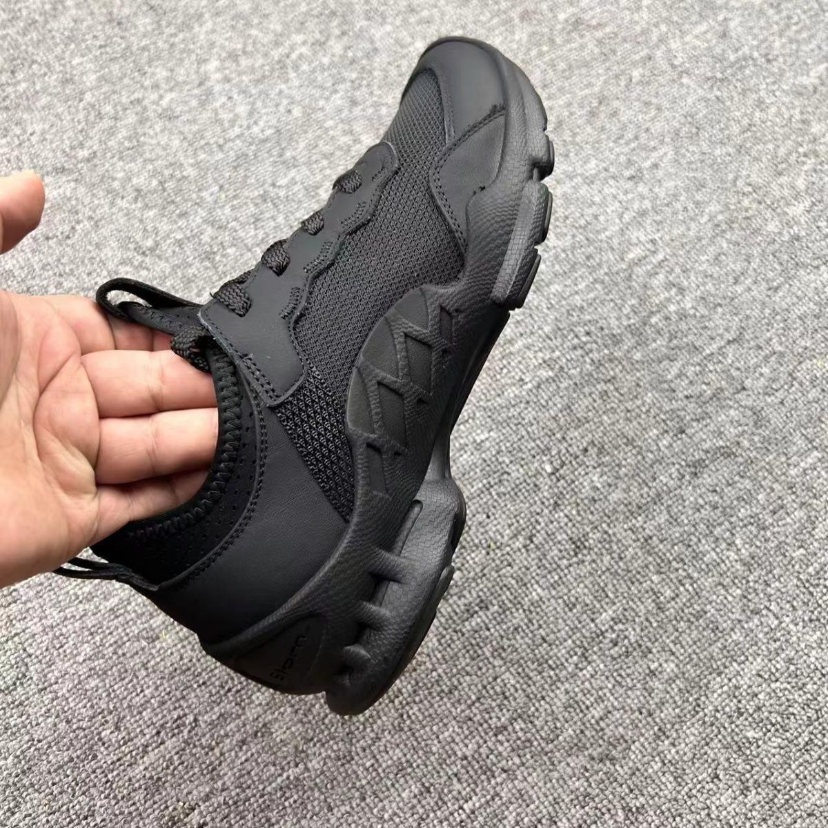 Trendy Luxury Athletic Shoes M - Hunting Outdoor Brands reseña y precio